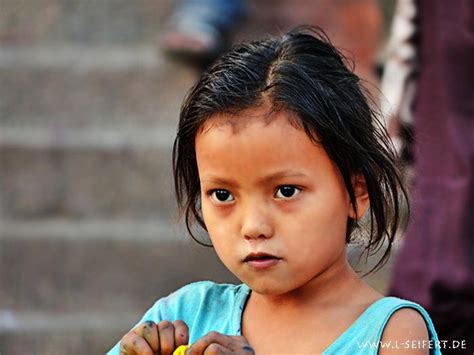 Kleines Mädchen Aus Kathmandu Nepal 2013 Im Himalaya