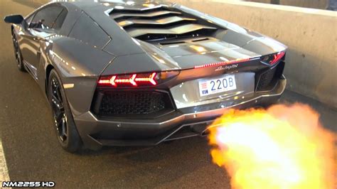 Lamborghini Aventador Shooting Huge Flames Youtube