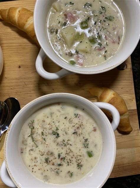 How To Make New England Clam Chowder From Scratch The Old Woman And