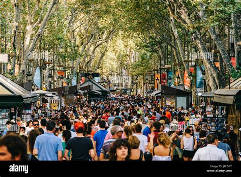 Barcelona Spain August 04 2016 Crowd Of People In Central