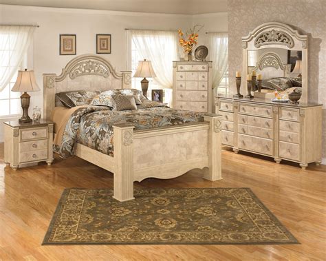 Saveaha Queen 6 Piece Set By Signature Design By Ashley At Del Sol