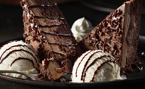 Fun facts did you know you can choose from over 14 different kinds of steak at longhorn steakhouse? Chocolate Stampede® | Lunch & Dinner Menu | LongHorn ...