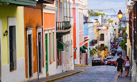 Food and drinks may be served into the room, equipped gym center, express shuttle service(additional charge), billiards, game rooms, internet services, comfortable restaurant, event venues for meetings, car lot. San Juan de Puerto Rico cumple 500 años - Notatrasnota