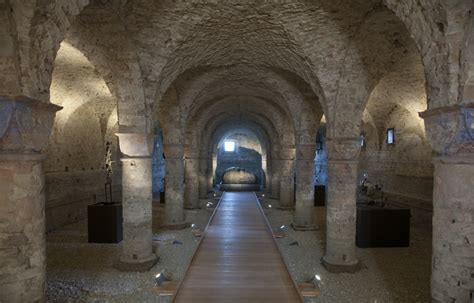 The csac serves in an advisory capacity to the department. Una notte in Abbazia: visita notturna allo CSAC | CSAC ...