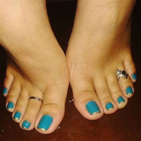 Toerings Footqueen Gorgeous Feet Feet Nails Beautiful Toes My Xxx Hot Girl