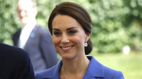 Why Body Language Expert Believes Kate Middleton Is Just Like Princess