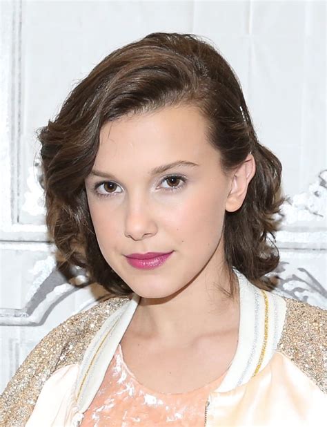 Millie Bobby Brown With A Lob Haircut In 2017 Millie Bobby Browns