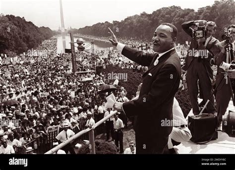 Dr Martin Luther King Jr Waving From The Lincoln Memorial At The