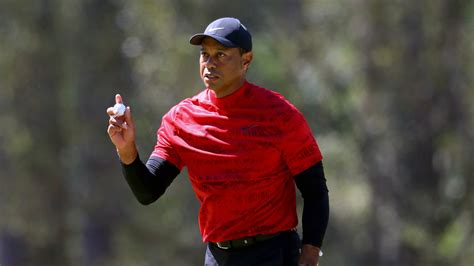 Tiger Woods ‘cant Walk Any Faster And ‘puts On A Bit Of A Show For
