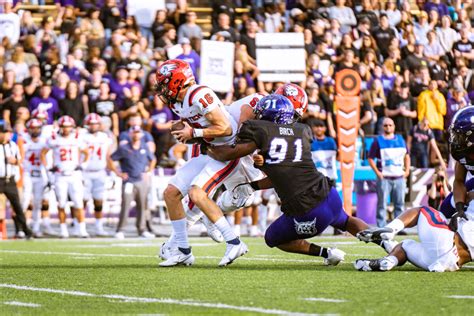 Career Nights Carry Weber State Football Over Utah Tech 44 14 First 3