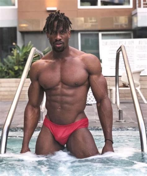 Hombres Africanos Desnudos Sexy Alta California