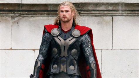 Chris Hemsworth Marks 10th Anniversary Of Thor Pokes Fun At Being Called A No Name Actor