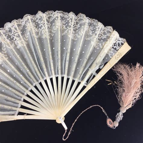 Vintage Folding 10 Hand Held Fan Ivory Lace And Wood Etsy