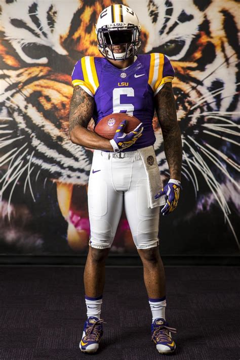 Lsu To Wear White Helmets And Pants With Purple Jerseys Rcfb