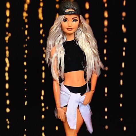 Pin By Hemoon Darkside On ️ Barbie ️ Barbie Fashion Doll Clothes Barbie Barbie Fashionista Dolls