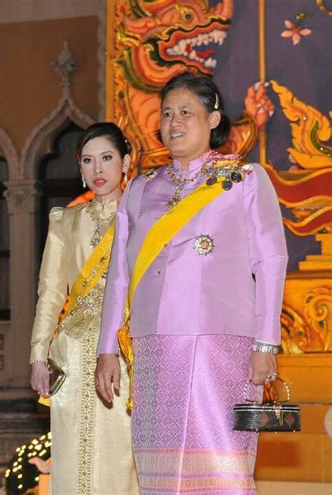 ปักพินโดย Wasana Rungchaweng ใน Royal ราชวงศ์ ไทย