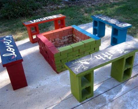 15 Creative Ways To Upcycle Cinder Blocks In Your Home Craft Factory