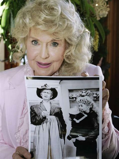 Donna Douglas: Beauty queen who found fame as the buxom tomboy Elly May ...