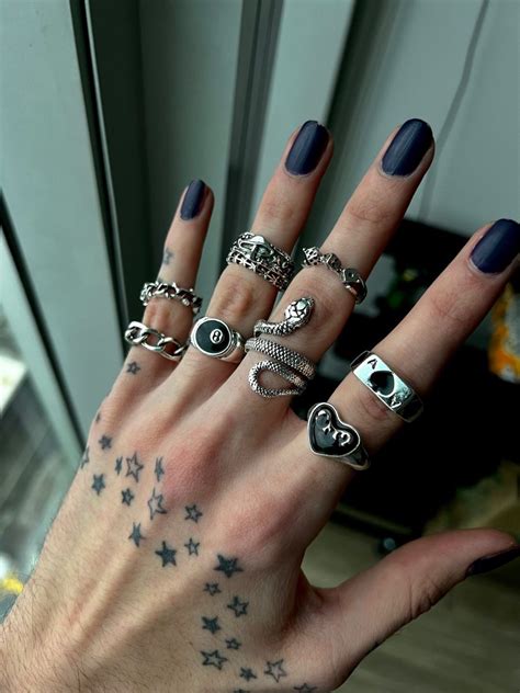 Look At My Hand D Hand Jewelry Dream Jewelry Hand With Ring