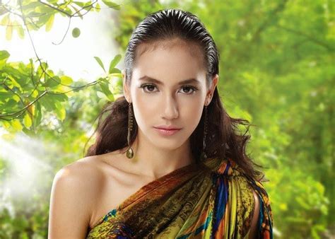 Pevita Pearce The Indonesian Young Superstar And Her Impressive Pictures