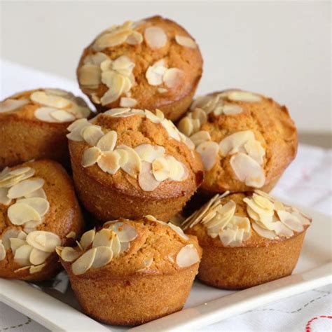 Minis Cakes Au Miel Et Aux Amandes