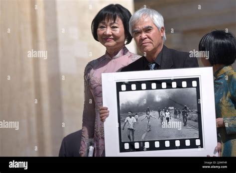 The Napalm Girl Hi Res Stock Photography And Images Alamy
