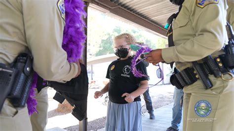 Santa Clara County Sheriffs Office Deputies Hosted A Scavenger Hunt For 8 Year Old Aubry Who