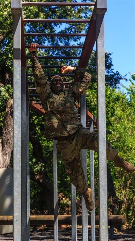 Army Reserve Soldier Wins Drill Sergeant Of The Year Article The