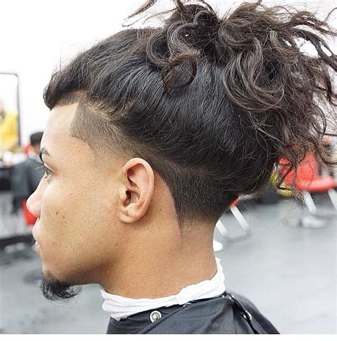 For men who like to experiment but don't know where to get started, especially when it comes to getting their hair cut, there's actually an easy way that can clear all the conundrums. 60 Best Long Curly Hairstyle Ideas - Trend in 2020 - Cool Men's Hair