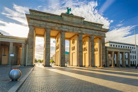 La Puerta De Brandenburgo Berlín
