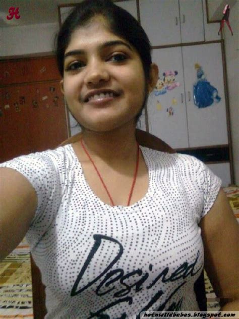 Indian Desi Babe Striping To Show Her Boobs In Front Of Cam Topless
