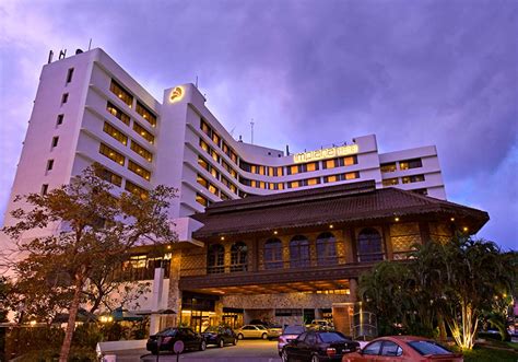 If you are driving to hotel seri malaysia ipoh, free parking is available. Impiana Hotel : Ipoh Accommodations Perak Reviews