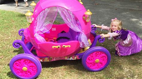 Unboxing the Disney Princess Carriage Ride On Toy Power Wheels Car