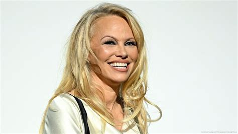 Pamela Anderson Finds The Secret To Landing And Loving A Man
