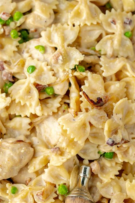 Farfalle With Chicken And Roasted Garlic Cheesecake Factory 2023