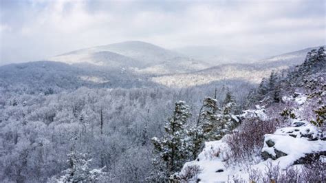 17700 Blue Ridge Mountain Range Stock Photos Pictures And Royalty Free