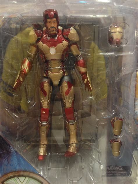 Iron Man 3 Marvel Select Iron Man Mark 42 Action Figure Released