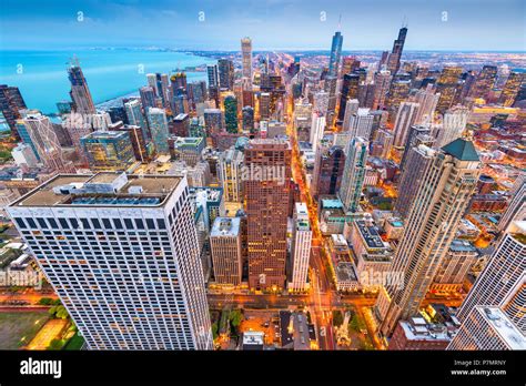 Chicago Illinois Usa Aerial Cityscape At Dusk Stock Photo Alamy