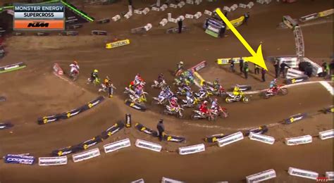 Bench Racing Ammo First Turns A Doozie Supercross Racer X