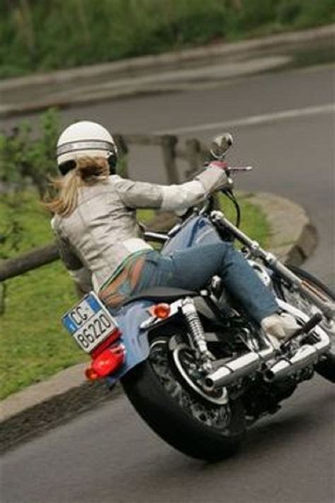 Biker Girls Stunt On Wheels Without Injury Biker Girl Motorbike Girl