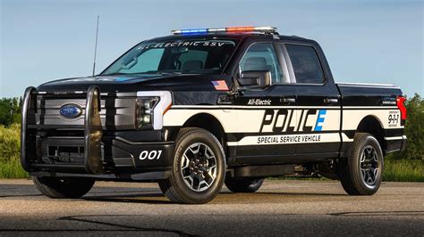 Electric Ford F 150 Lightning Goes To The Police Academy Sprouts Light Bar