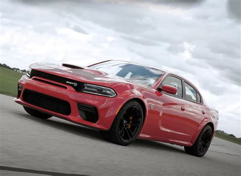Hpe1000 Dodge Charger Hellcat Widebody By Hennessey Performance Has Over 1000hp Techeblog