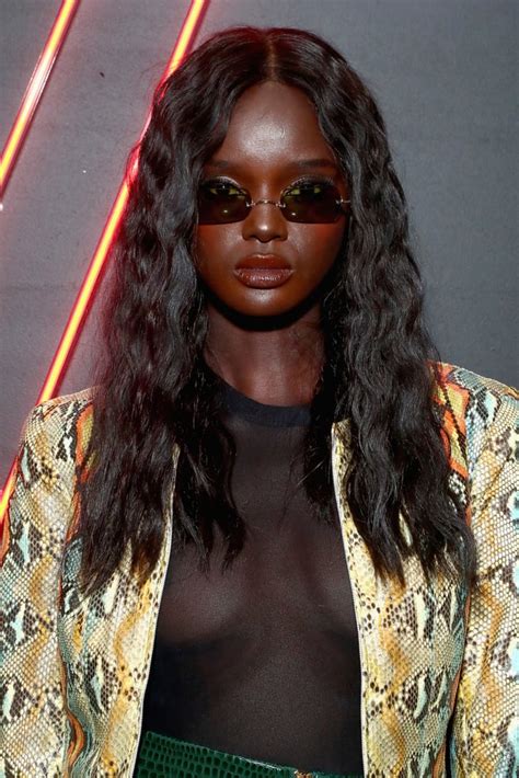 Duckie Thot Brings Her Own Foundation Shade To Shoots Popsugar Beauty Uk