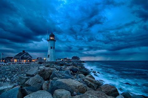 26 Photos Of Lighthouses That Make Them Look Magical