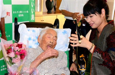 Worlds Oldest Person Dies At 117 · Thejournalie