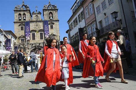 Today we look at the quirks and foibles you can find in portugal. Easter in Portugal: What are the Traditions and ...
