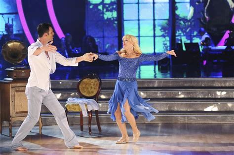 Dancing With The Stars Recap Emotional Moments And An Elimination