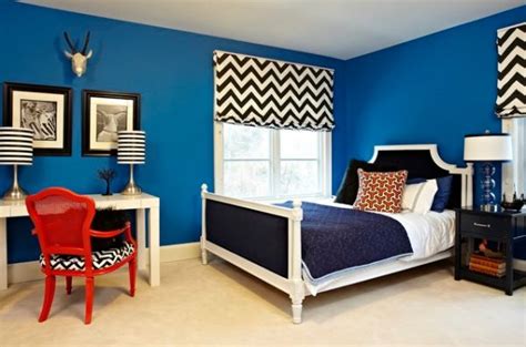 It's a duller shade of white for those that don't want. 15 Blue Bedrooms With Soothing Designs