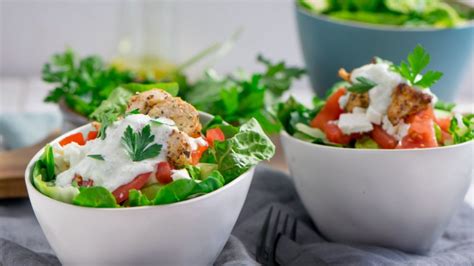 Erfrischender Gyros Salat Sommerlicher Salat F R Hei E Tage Gyros