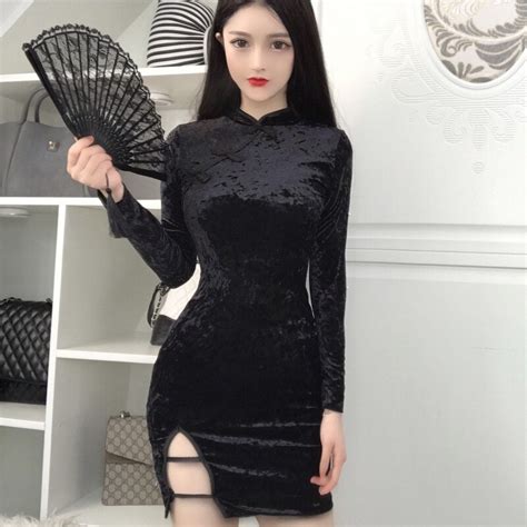 2019 Spring Summer Women Cheongsam Dress Retro Long Sleeve Hem Split Velvet Punk Sexy Dress
